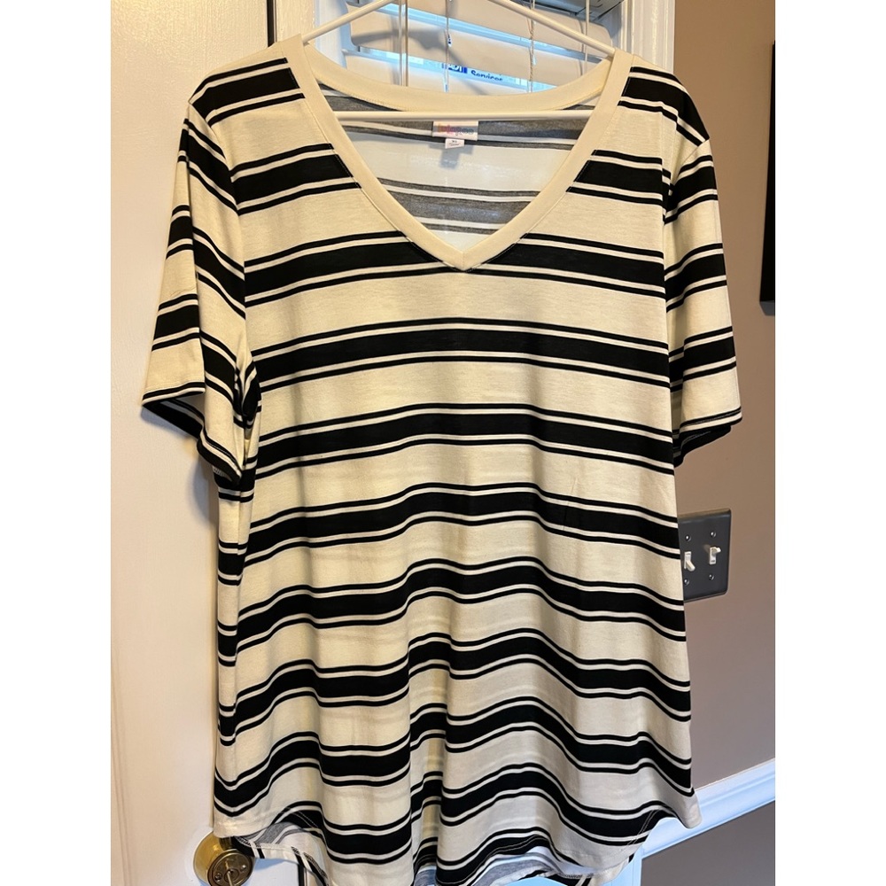 LuLaRoe Iris